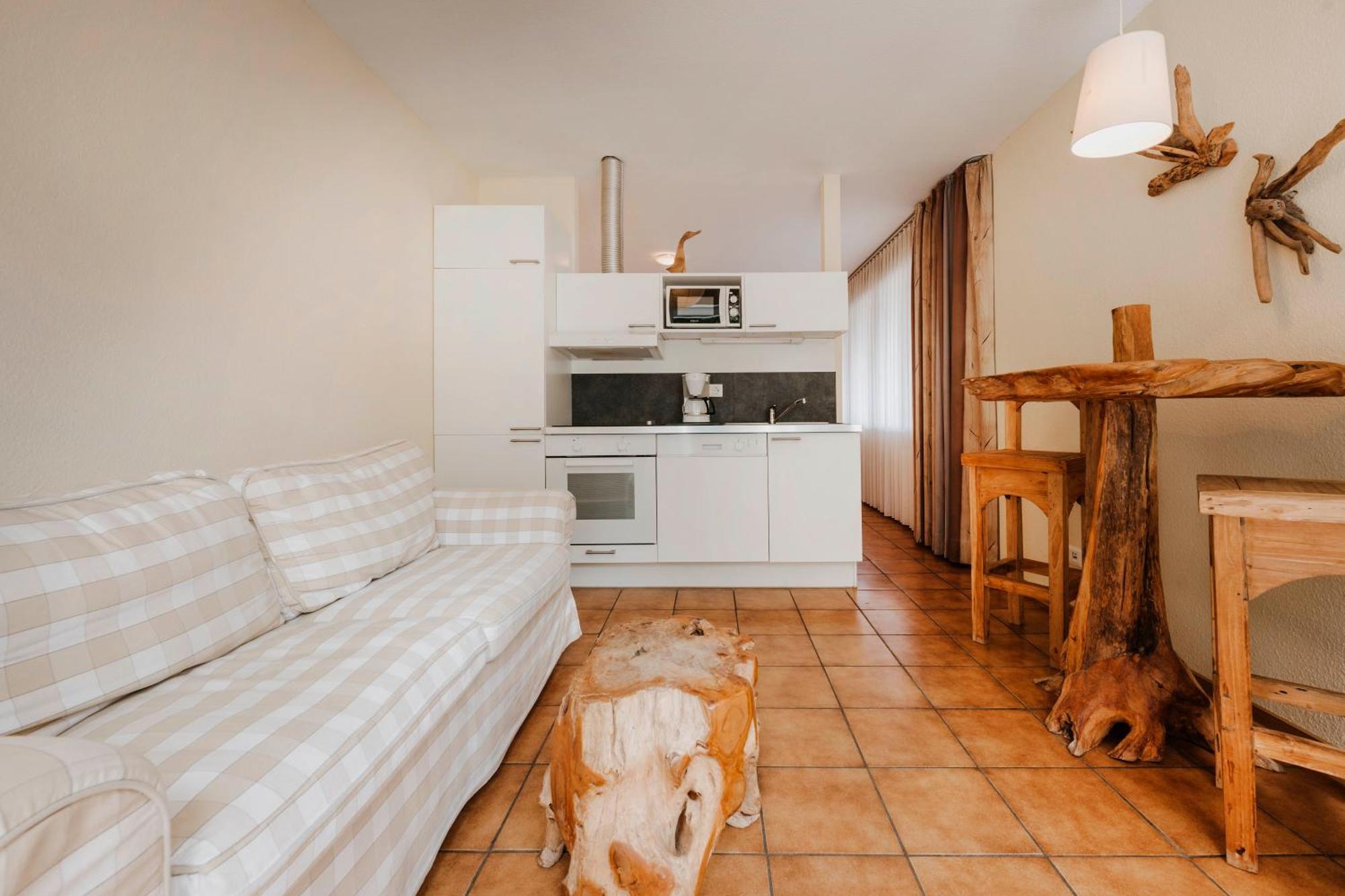 Appartementhotel Seeblick Gronau  Oda fotoğraf